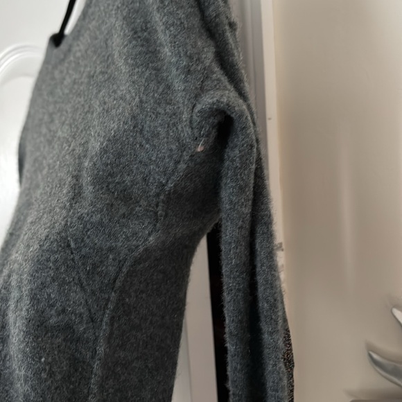 ZADIG & VOLTAIRE LADIES GRAY CASHMERE CICI PATCH METALLIC ELBOW STARS-XS - Picture 12 of 14